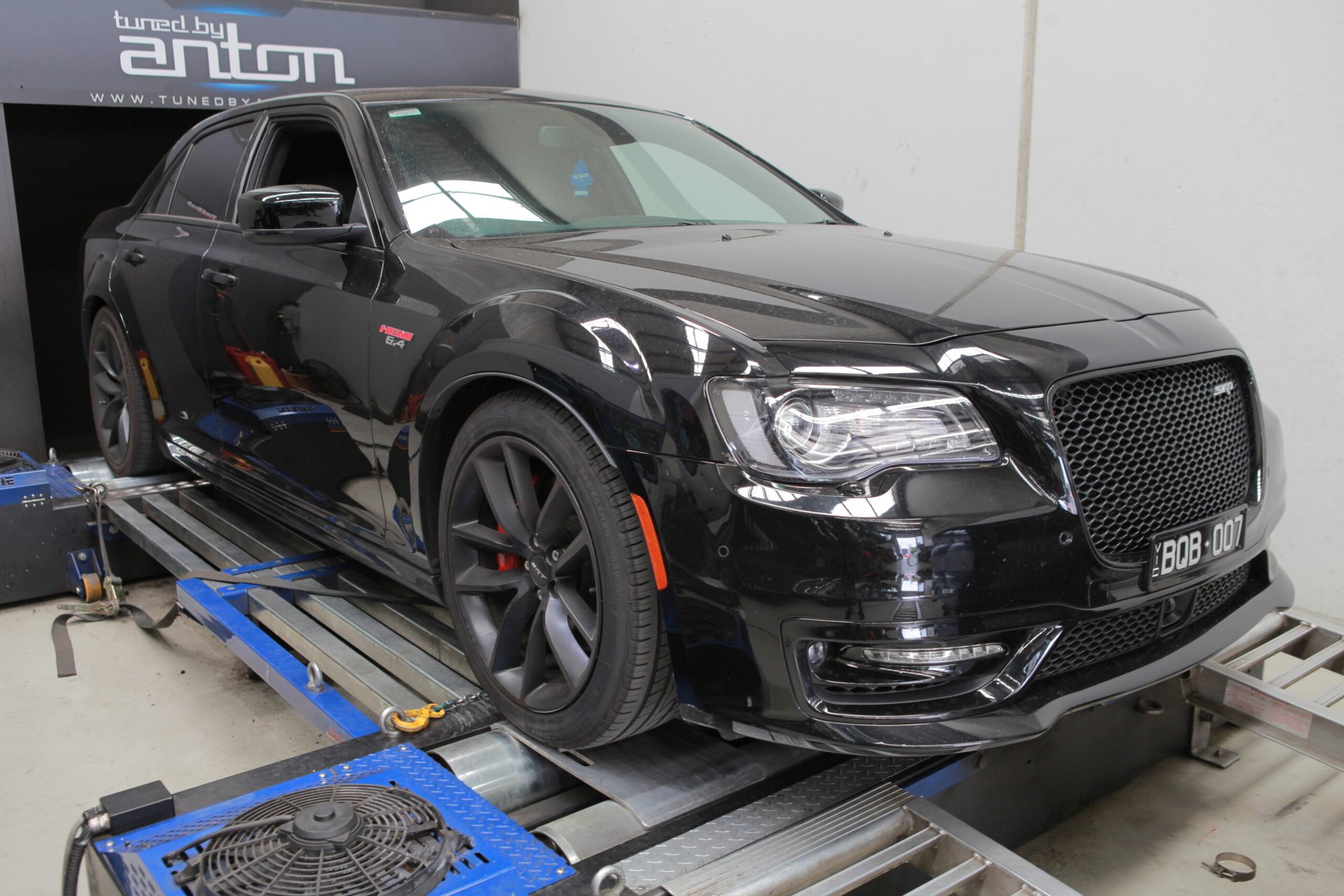 Chrysler 300 SRT Stage 1 — On the dyno