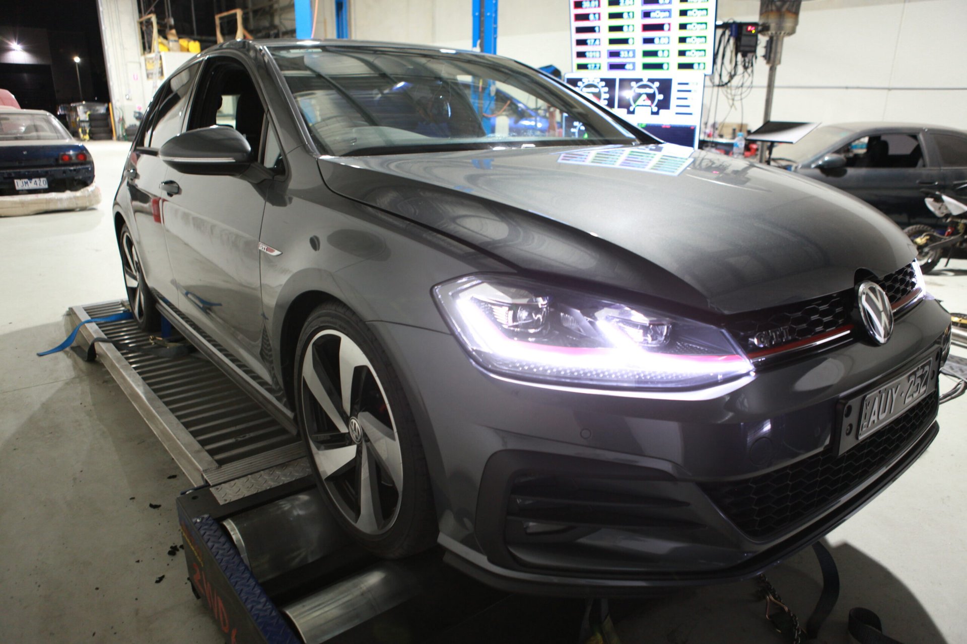 Volkswagen Golf 7 GTI