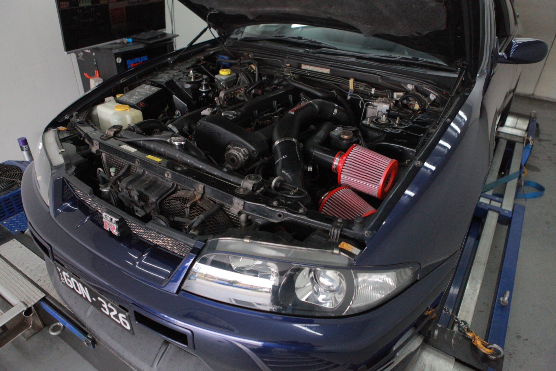 Nissan Skyline R33 GTR