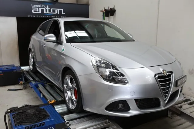 Alfa Romeo Giulietta — On the dyno