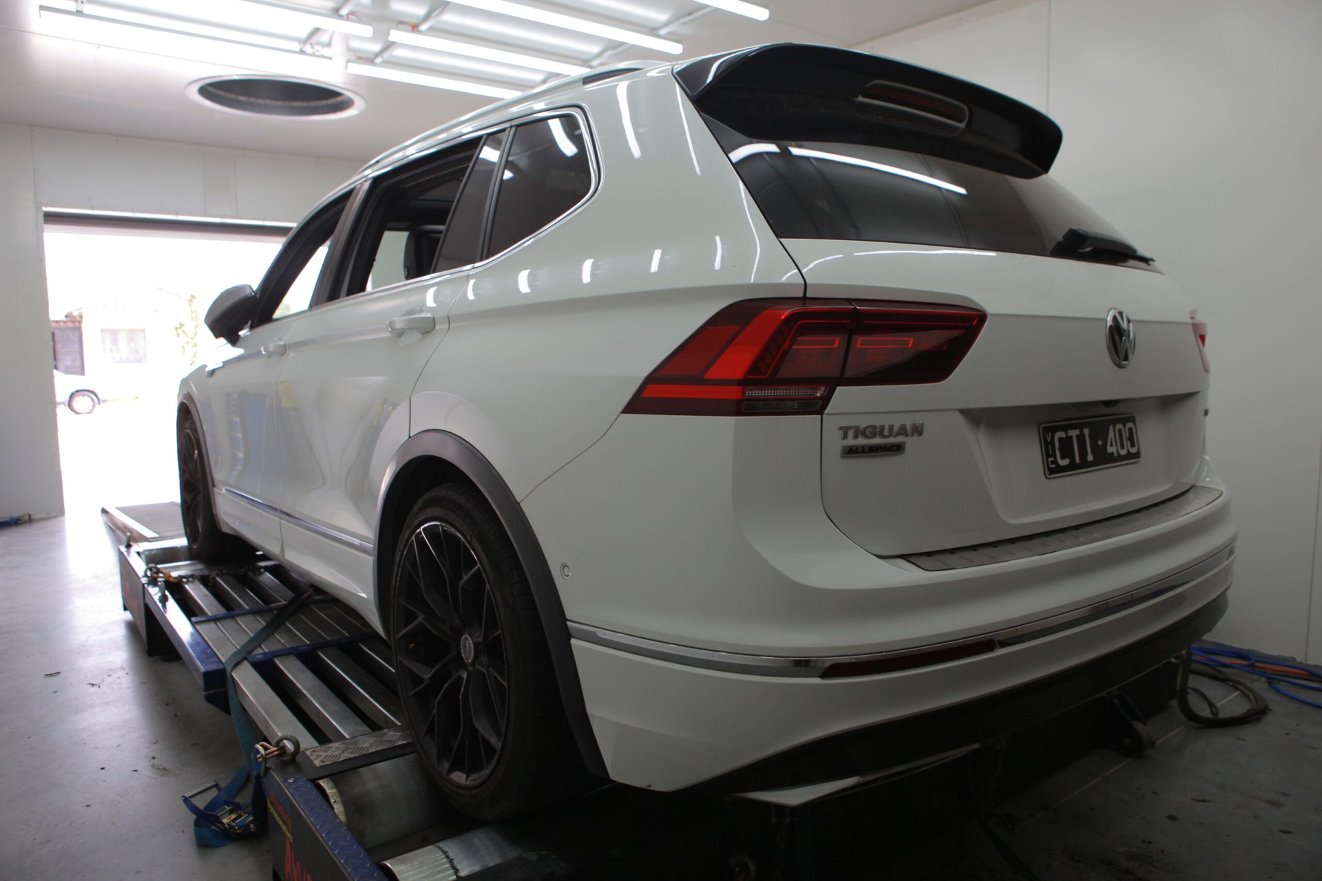 Volkswagen Tiguan R Stage 2 — On the dyno