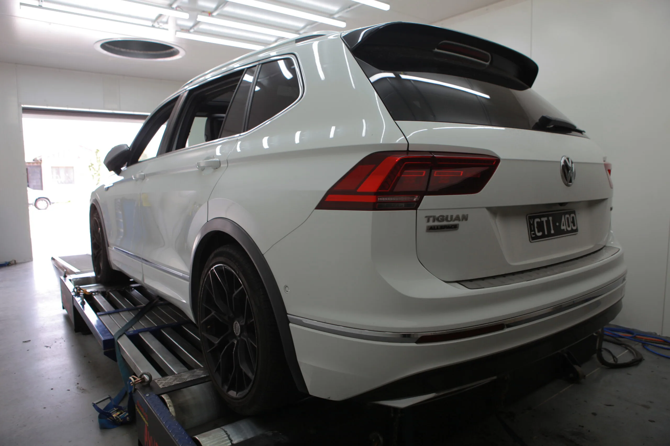 Volkswagen Tiguan R Stage 2 — On the dyno