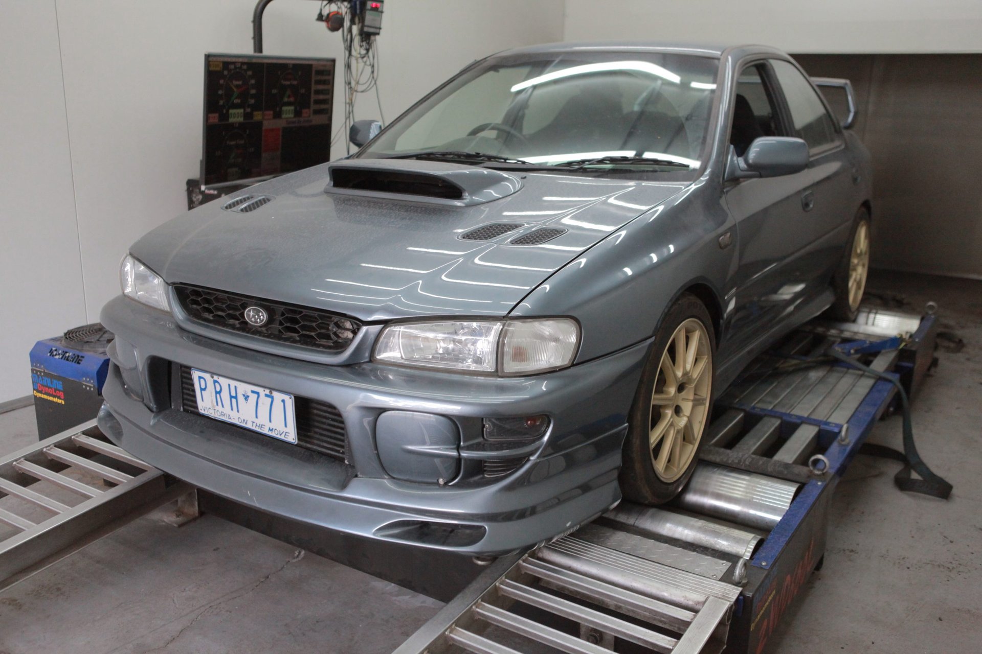 Subaru WRX GC8