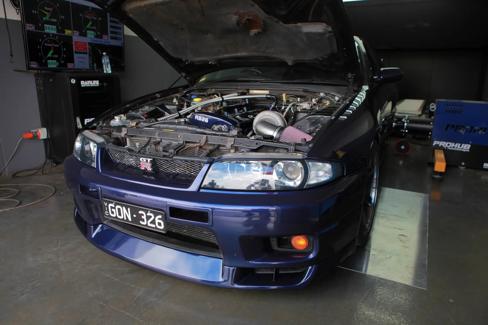 Nissan Skyline R33 GTR Motec