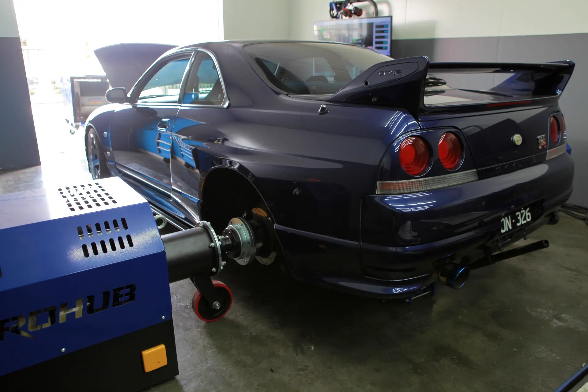 Nissan Skyline R33 GTR Motec