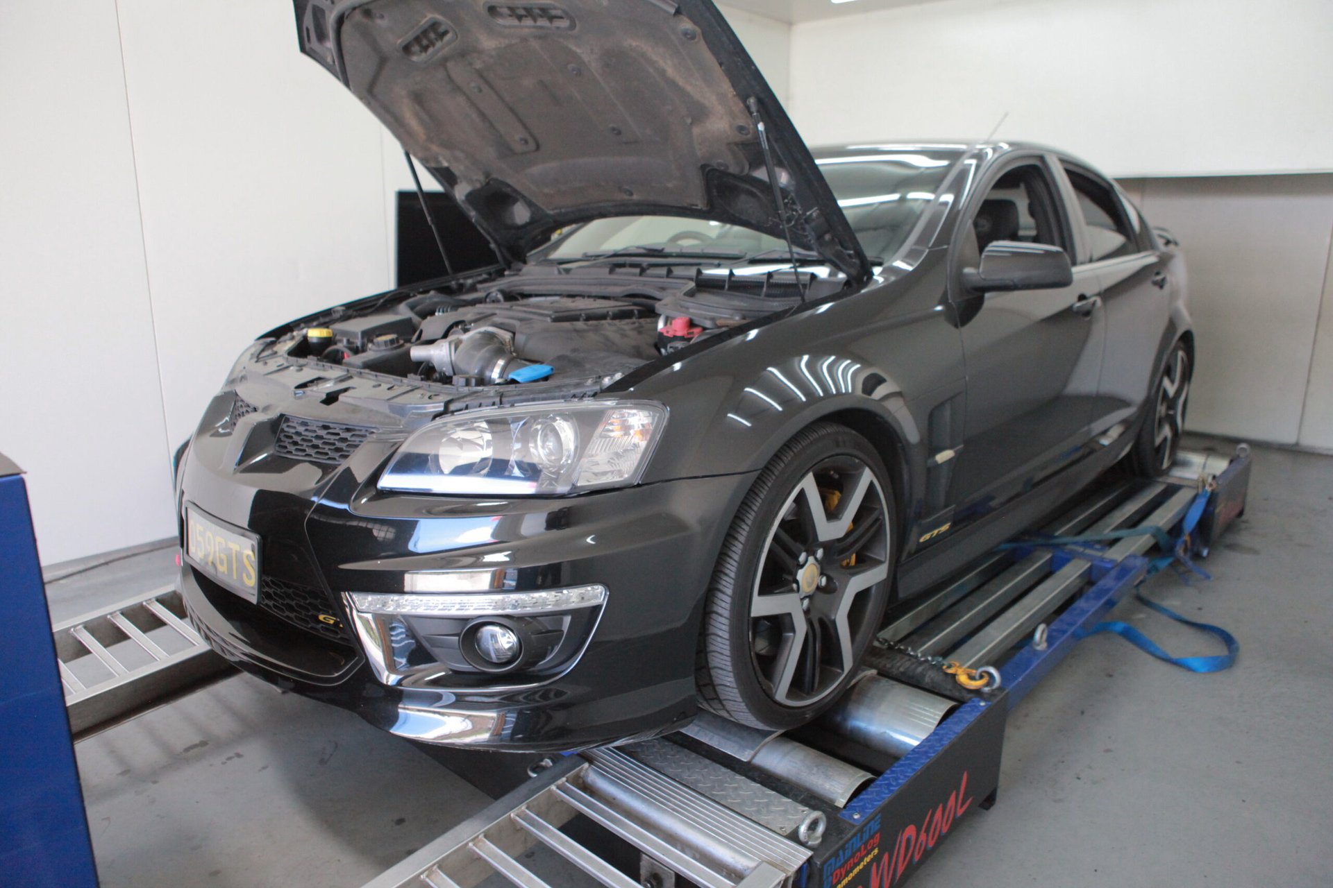 Holden VE GTS - Walkinshaw