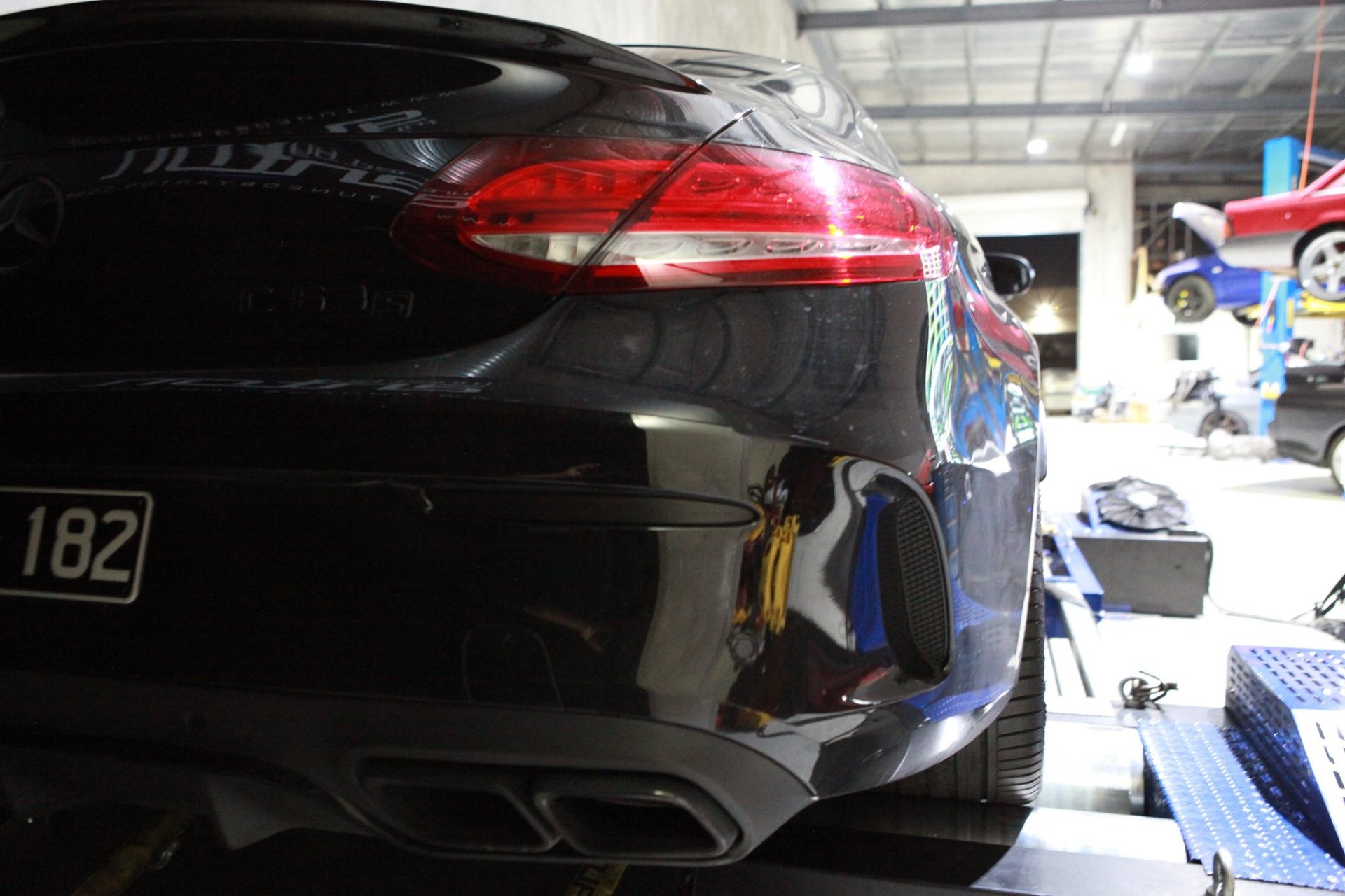Mercedes C63S AMG