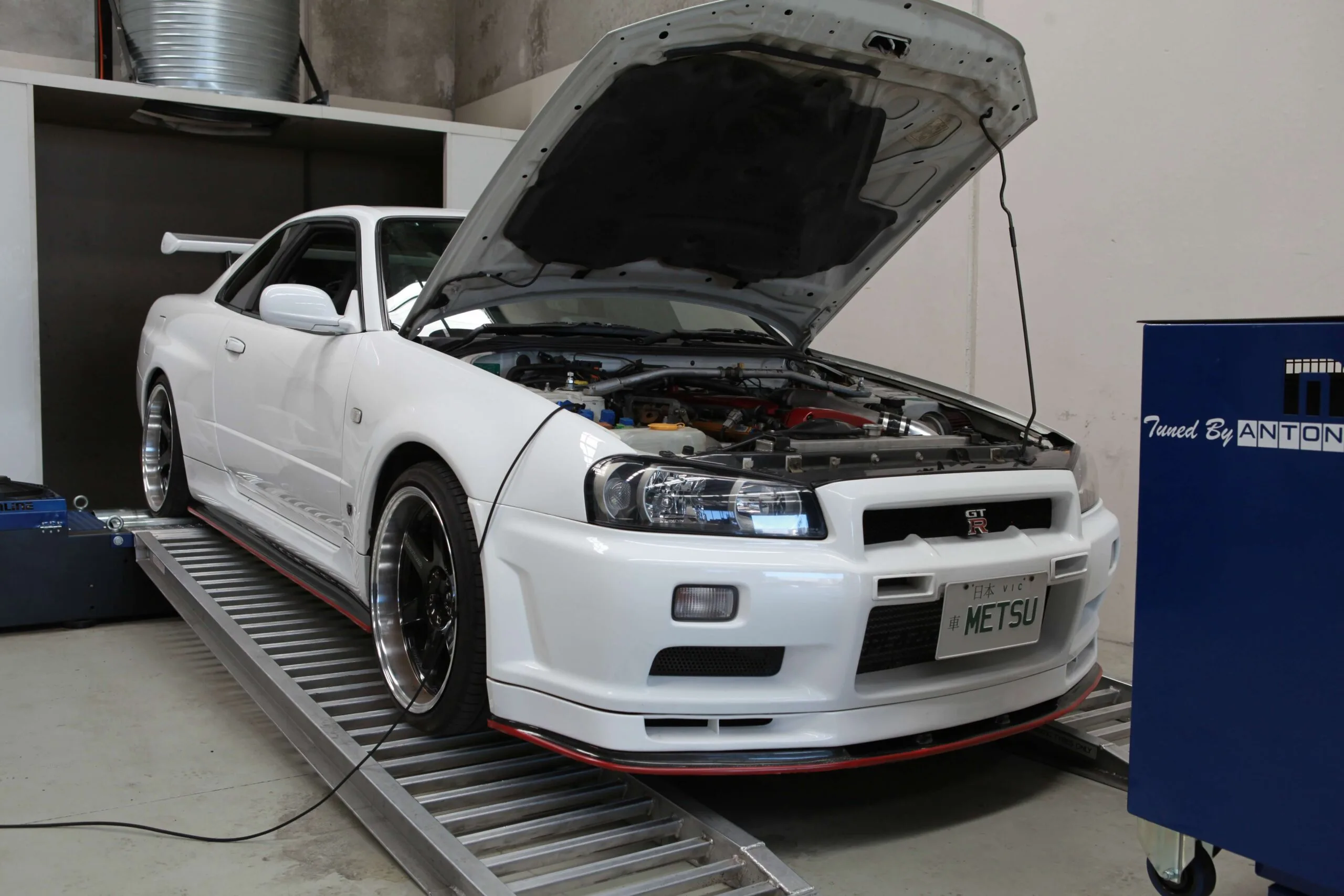 Nissan R34 GTR — On the dyno