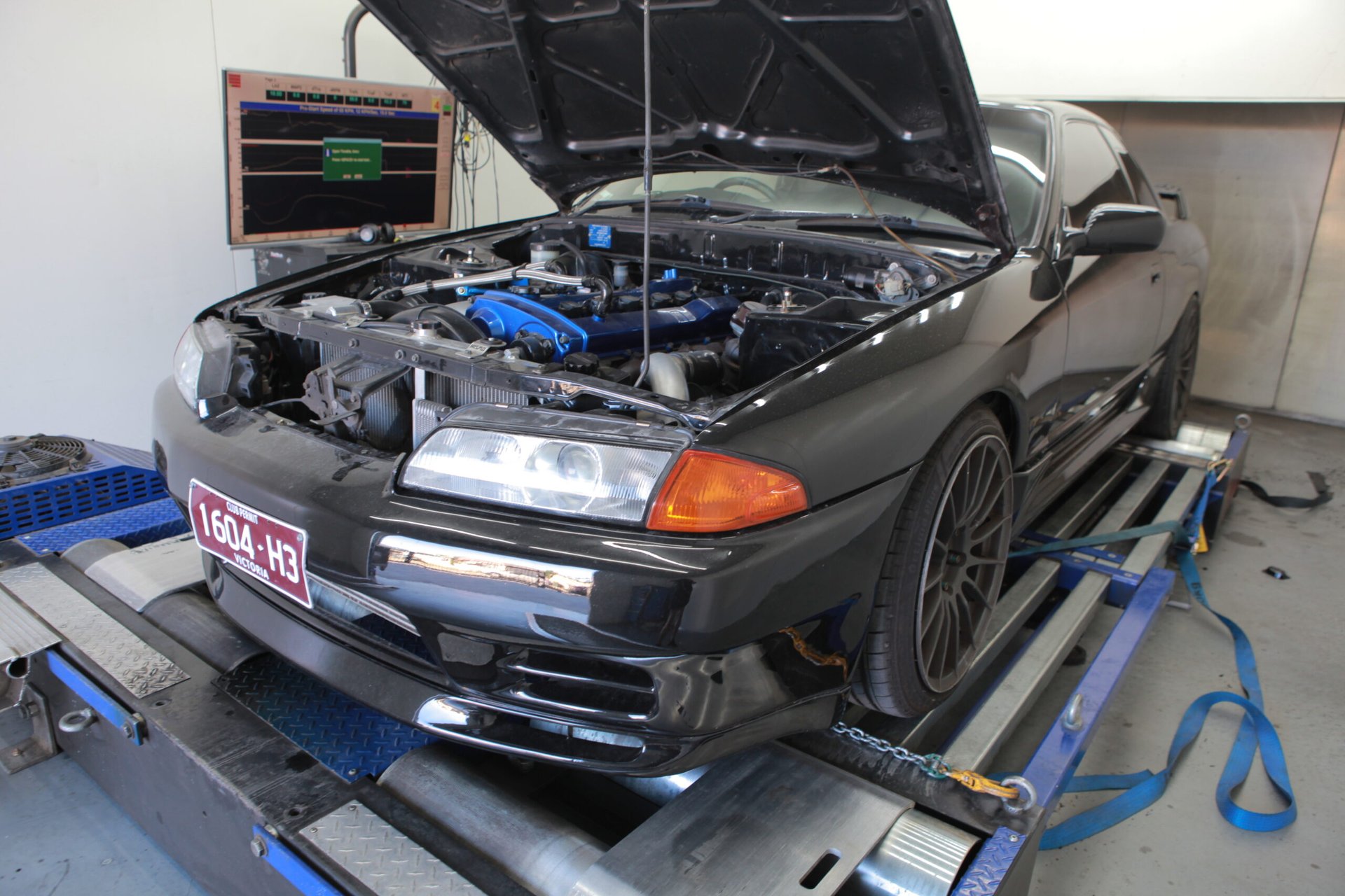 Nissan Skyline R32 GTST RB25 Swap — On the dyno