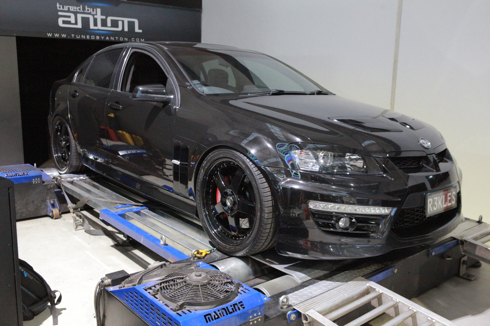 Holden VE HSV