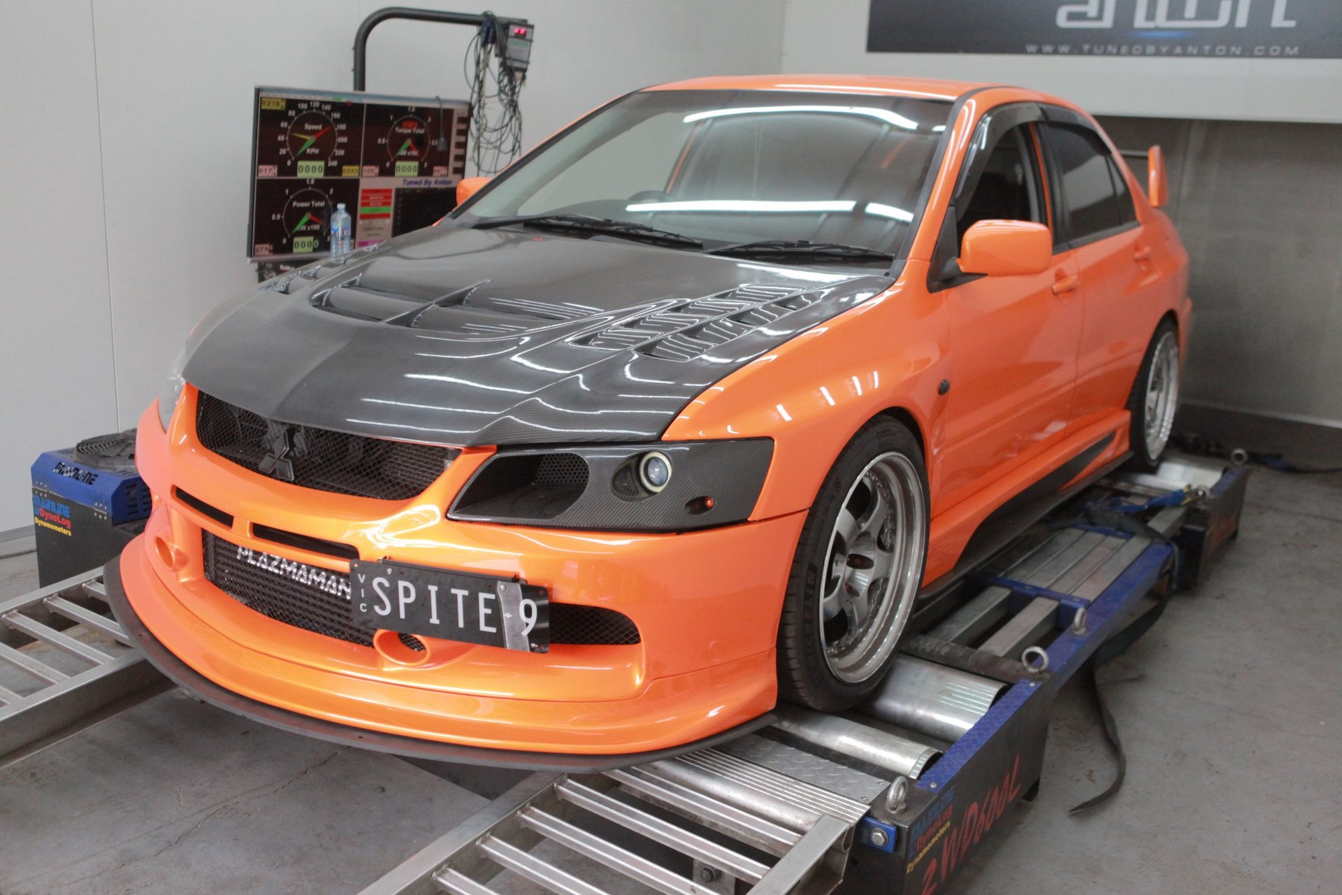 Mitsubishi EVO 9 - 300kw