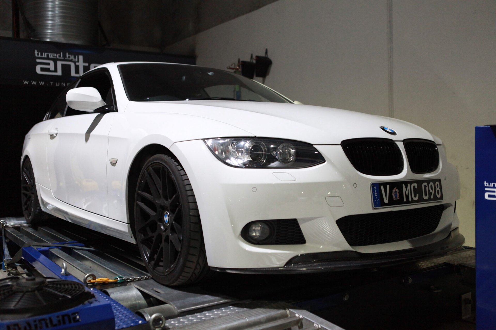 BMW 330d — On the dyno