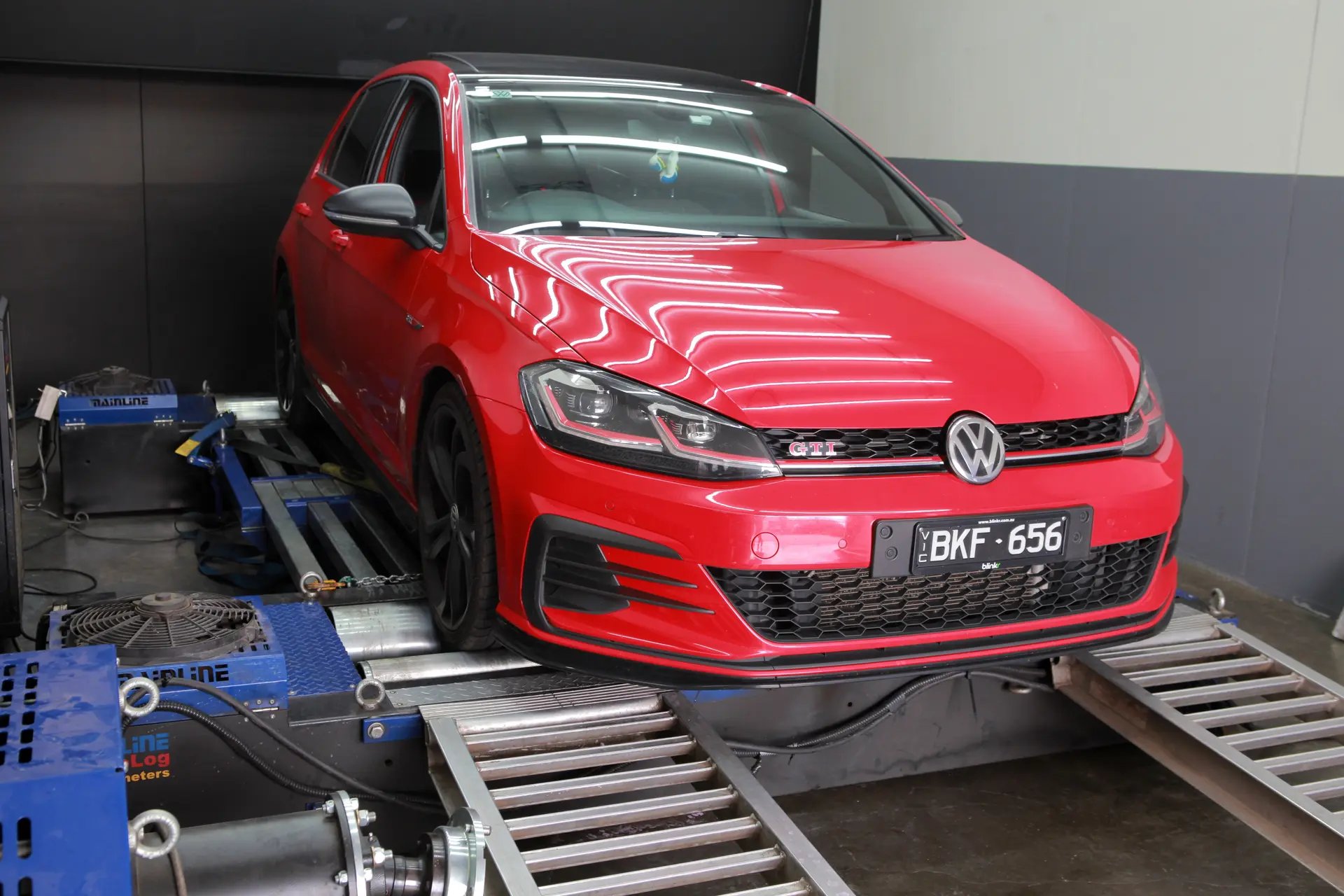 Volkswagen Golf MK7.5 GTi Stage 2