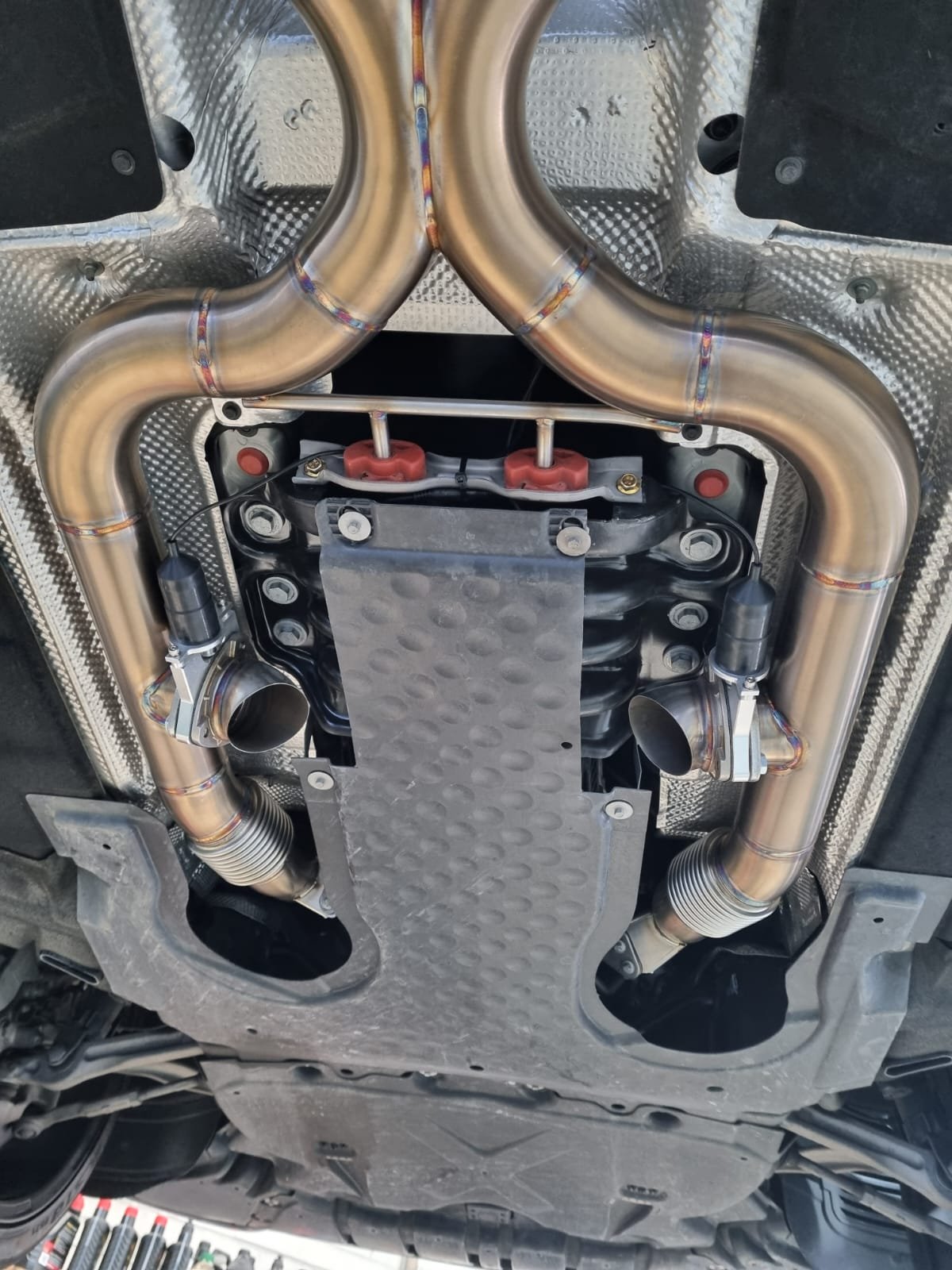 Mercedes S560 AMG - Stage 2 with Dump Valves