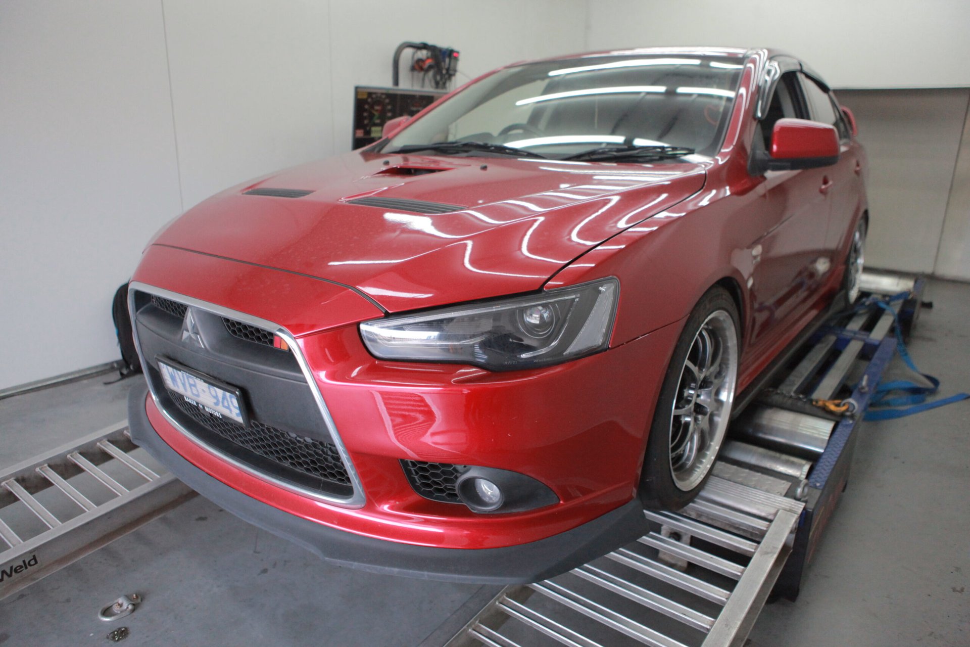 Mitsubishi Lancer Ralliart — On the dyno