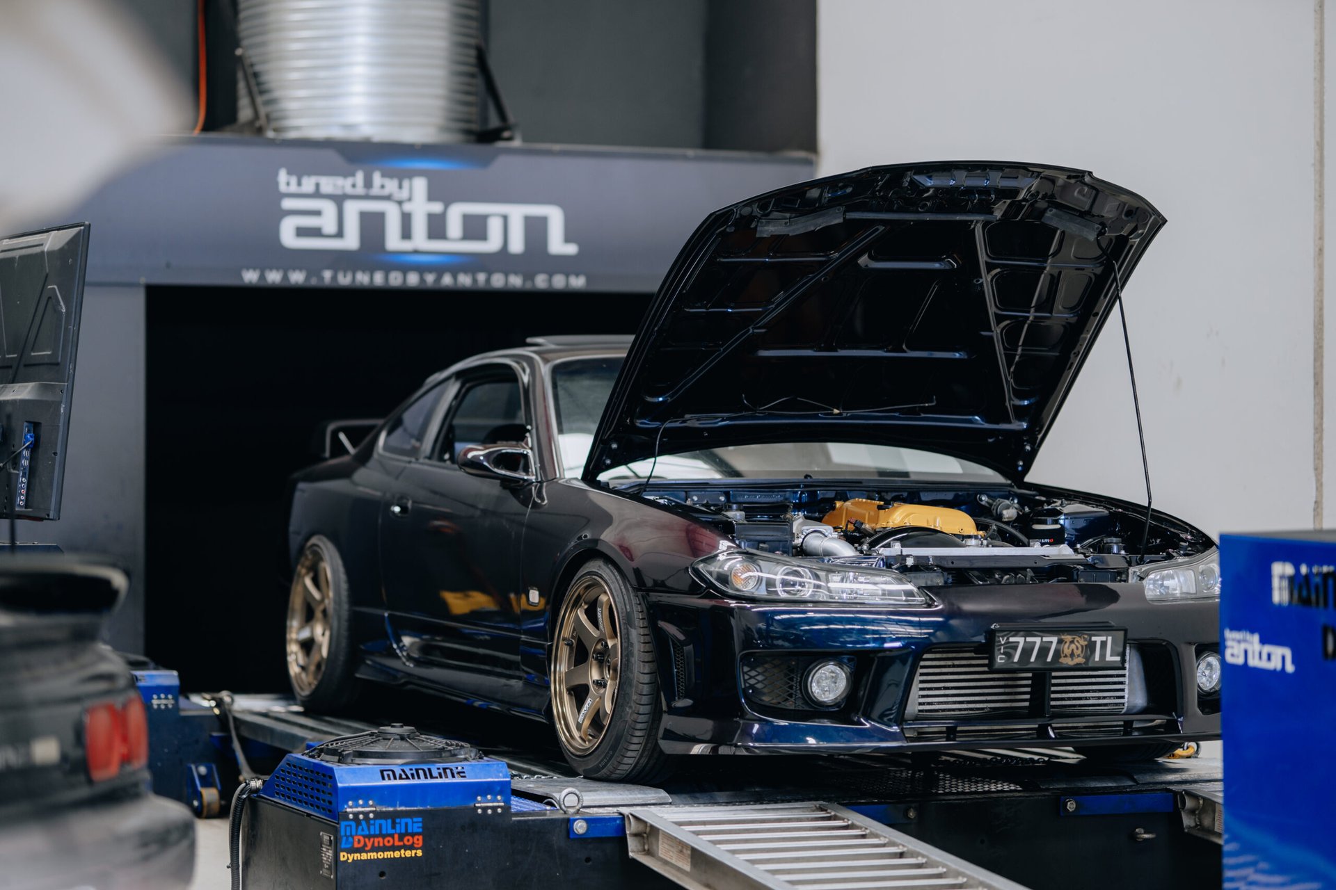 Nissan Silvia S15 314kW