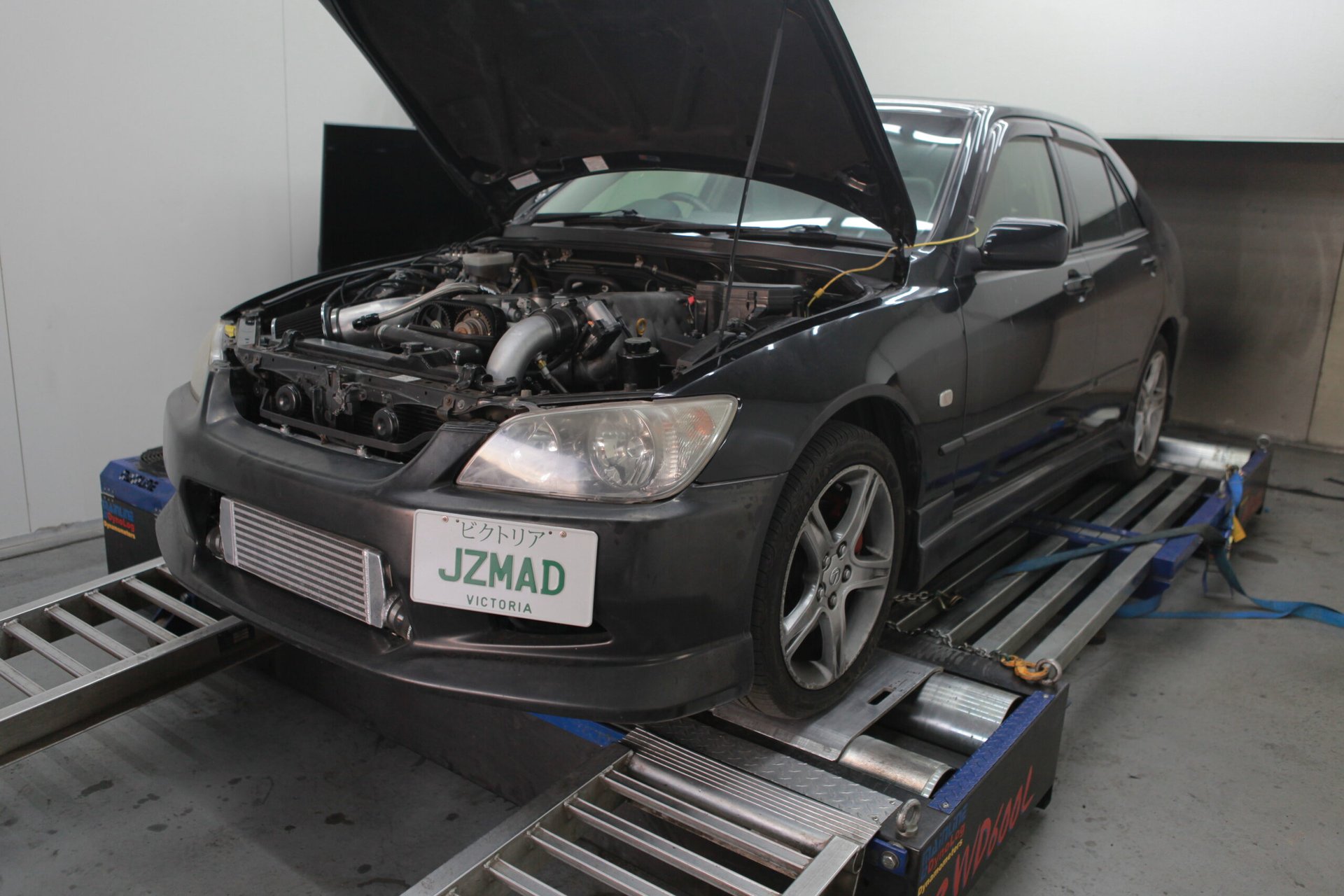 Lexus IS300 2JZ Swap