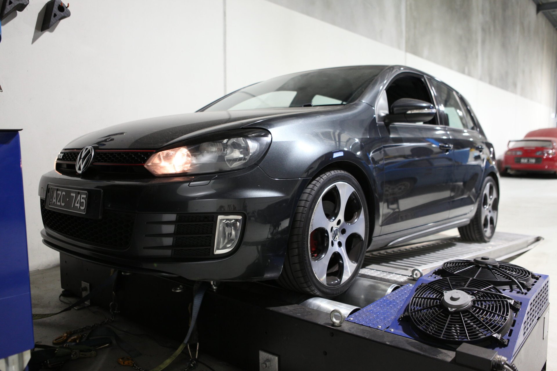 Volkswagen Golf GTI — On the dyno