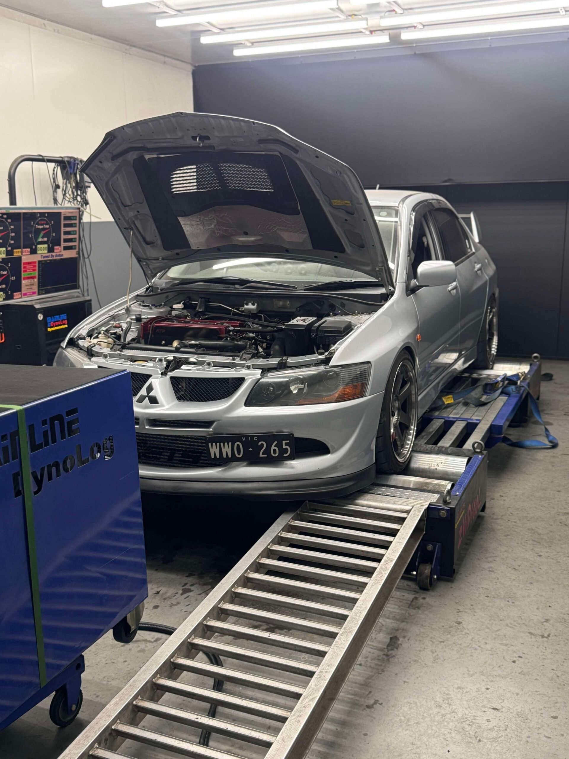 Mitsubishi Evo 8 with FP-Red Journal Bearing