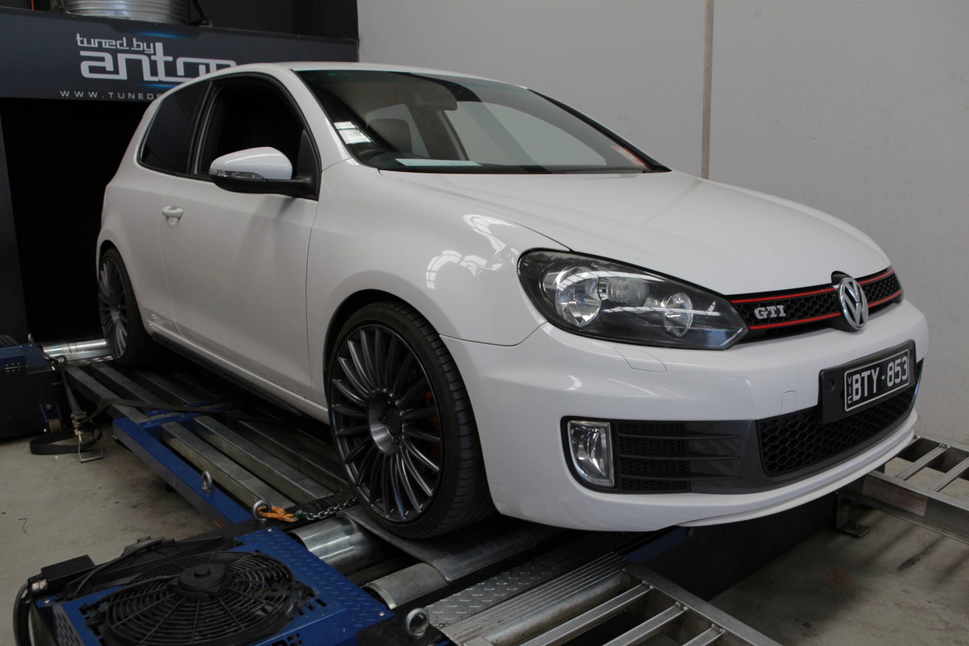 Volkswagen Golf GTI MK6 Stage2 — On the dyno