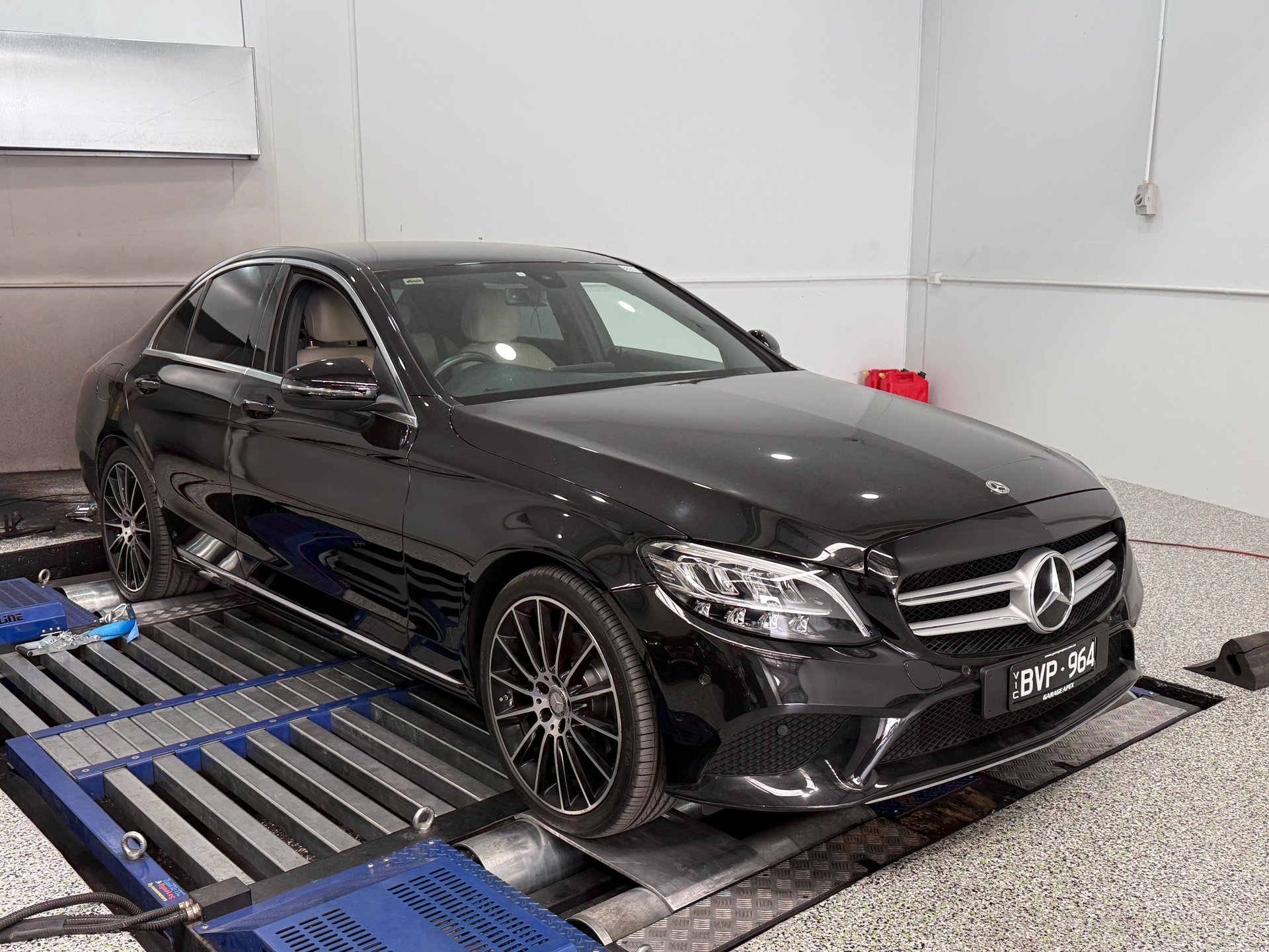 2018 MERCEDES-BENZ C200