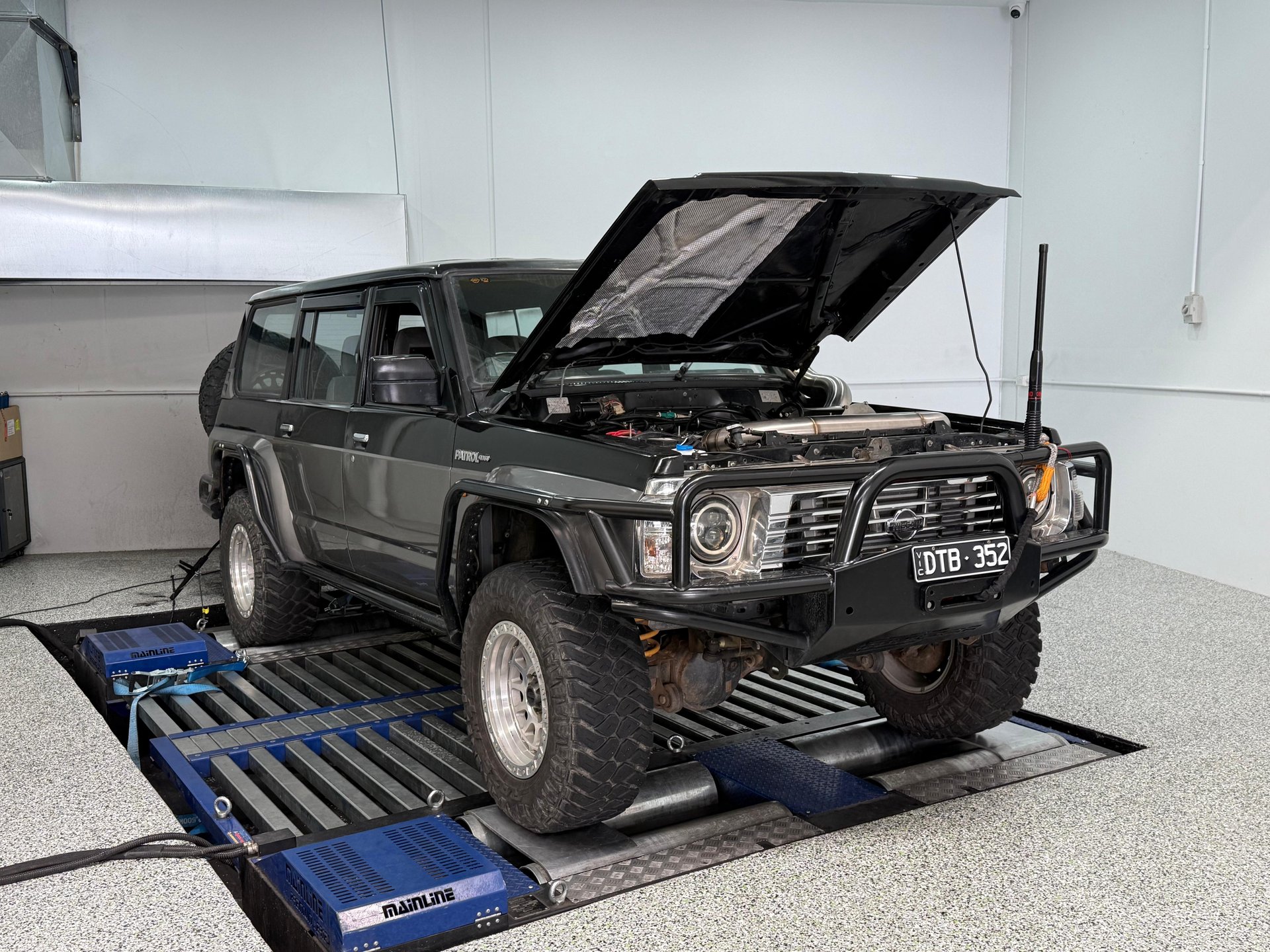 NISSAN PATROL GQ BARRA